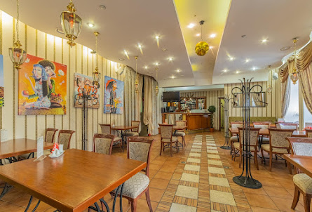 Зал на 30 человек в Зал на 20 человек 