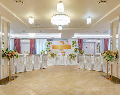  ресторан Континент-Хауз