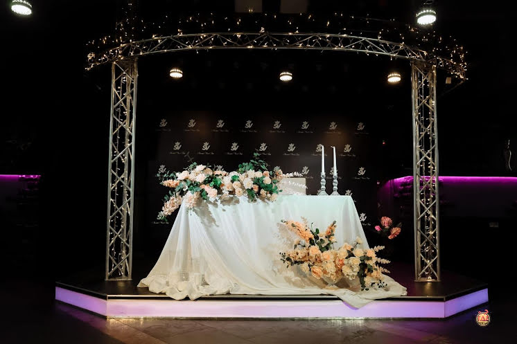 Dance Hall  в «Больше Чем Бар» фотография №8