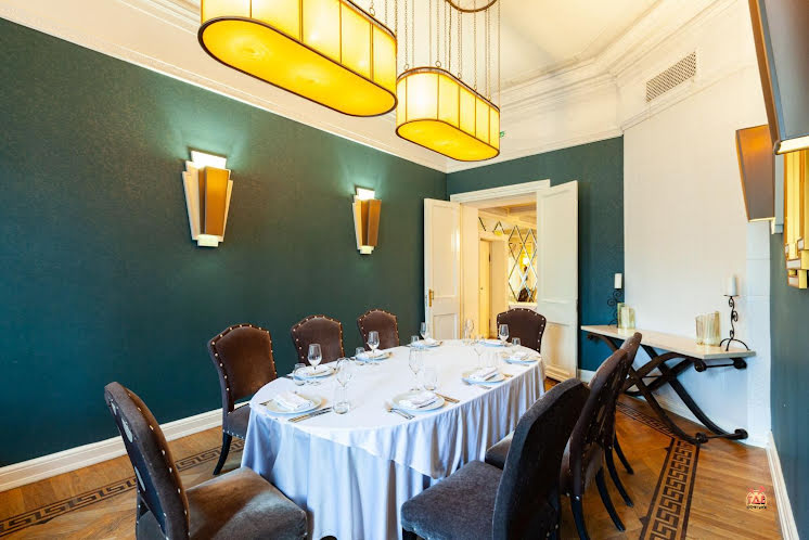 Обойный зал в «Гусятникоff» фотография №4