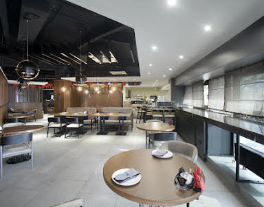  ресторан Мисс Ванг