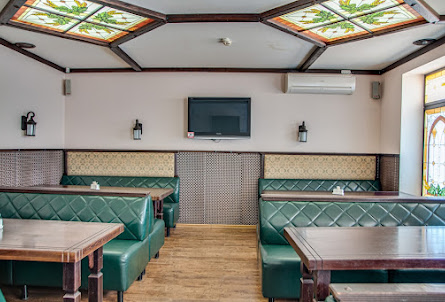 Малый зал  в Малый зал 