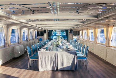 Палуба в Палуба