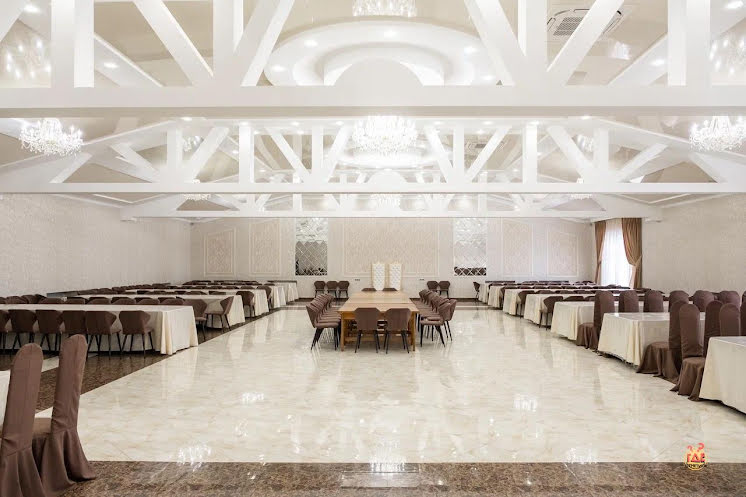 Зал на 400 человек в «Вечерний Баку» фотография №2