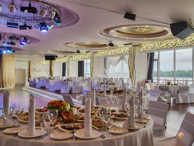 Большой банкетный зал в «Волга & Ванильное небо» фотография №11