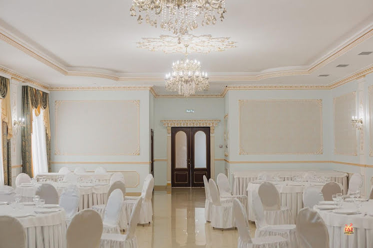 Зал "Бирюзовый" в «Версаль» фотография №1