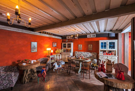 Зал «Красный» в Зал «Библиотека»