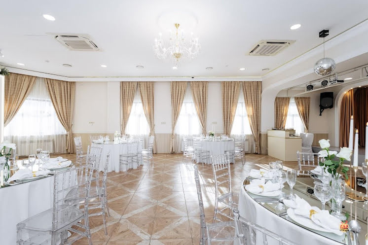 Основной зал в «Галерея банкетов» фотография №6