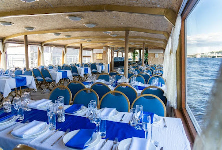 Палуба в Палуба