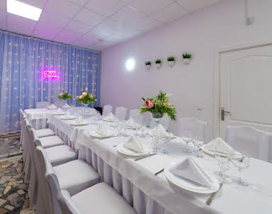  ресторан МАХАОН