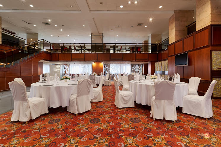 Ресторан «Брассери Эрте» в «Азимут Отель Аэростар» фотография №7