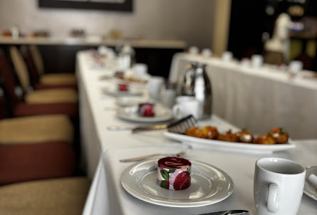 Частная обеденная зона «Малахит» в Частная обеденная зона «Малахит»