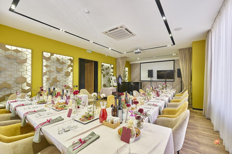 Большой зал в «Lemongrass» фотография №5