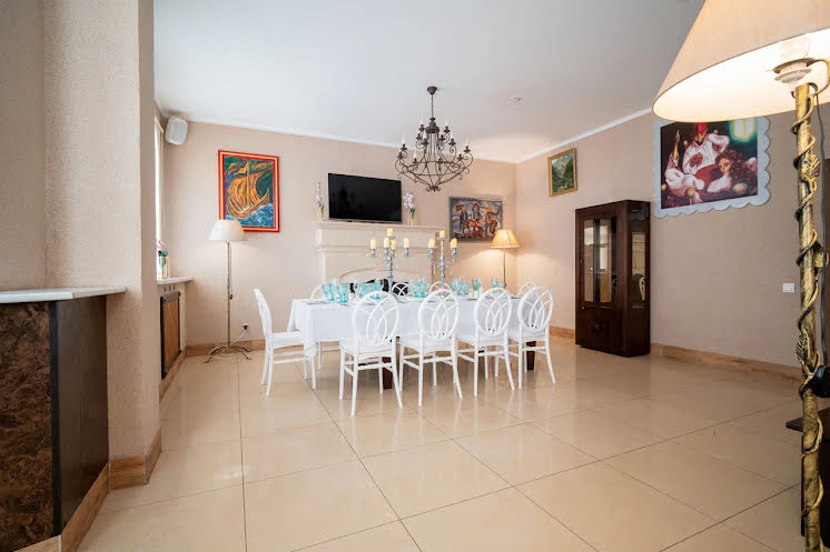 Зал "Каминный" в «9PARROTS» фотография №3