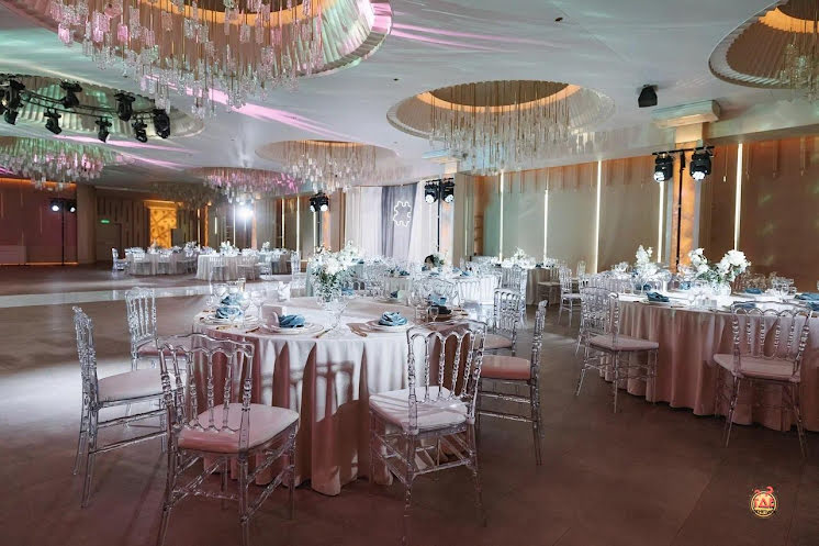 Большой банкетный зал в «Волга & Ванильное небо» фотография №3