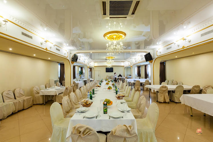 Зал на 250 человек в «Мимино» фотография №8