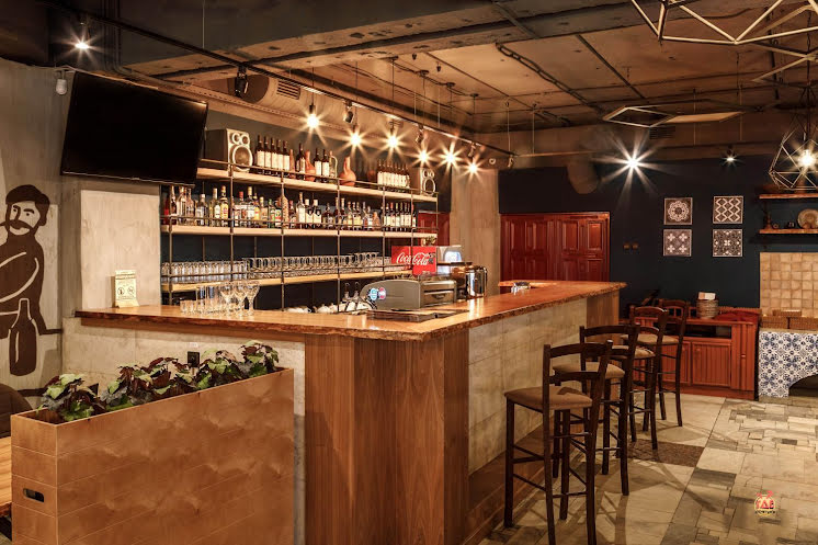 Основной зал в «У Ханумы» фотография №3