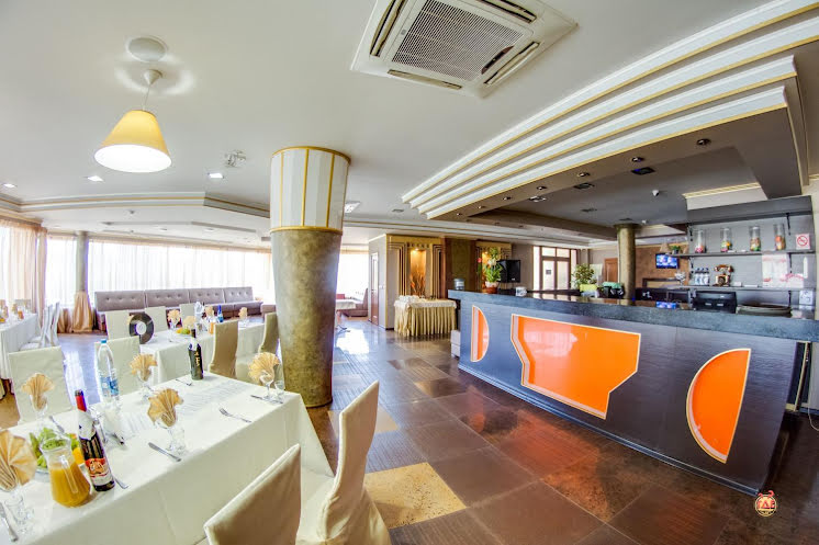 Основной зал  в «Вавилон» фотография №15