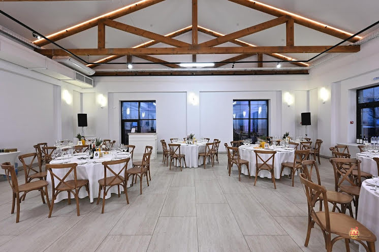 Основной зал  в «АМБАР ХОЛЛ» фотография №13