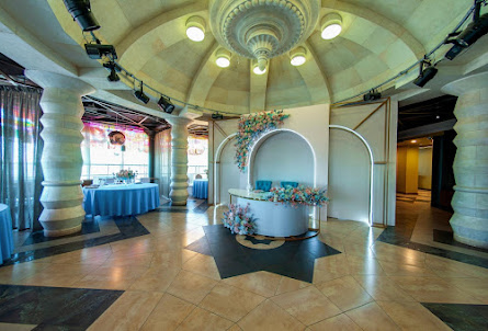 Основной зал в Малые сферы 