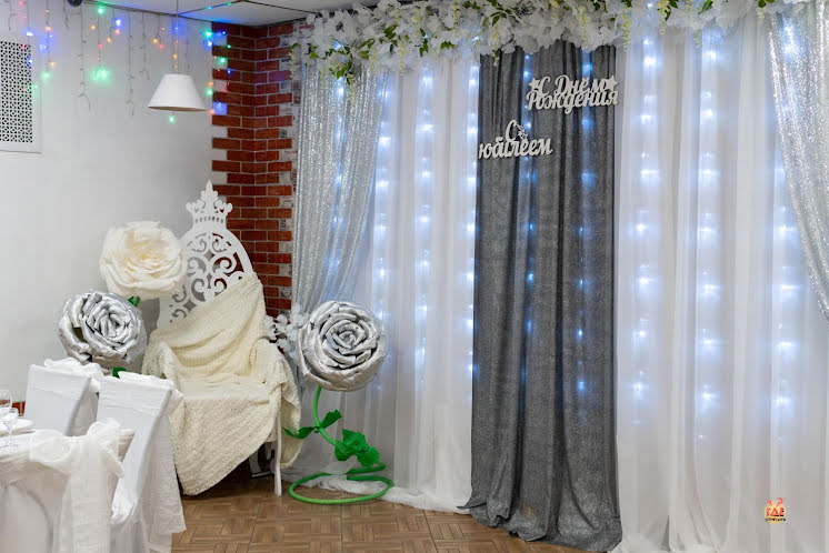 Зал на 55 человек в «Кафе-Кафе на Ленина» фотография №14