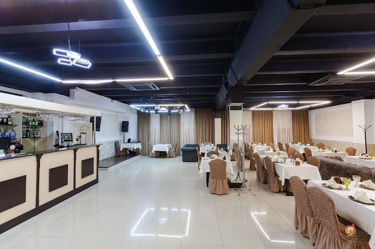 Основной зал  в «Огни Севера» фотография №14