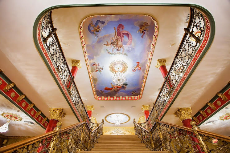 Королевский зал в «Весенний дворец» фотография №3