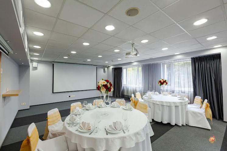 Зал «МОСКВА» в «Marins Park Hotel Mocква Пражская» фотография №3