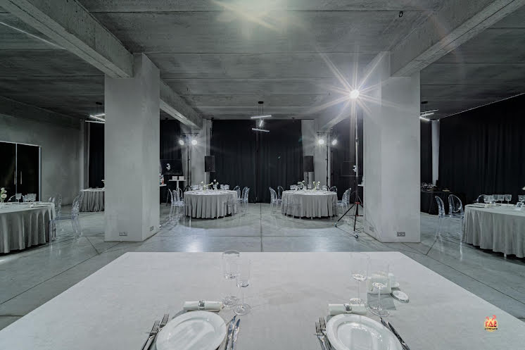 Зал на 1 этаже в «Amore House» фотография №7