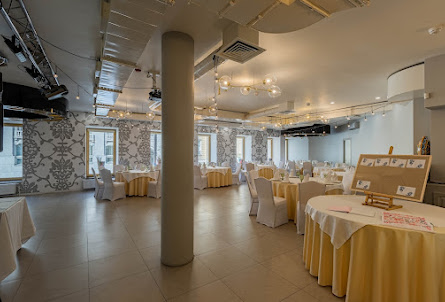 Основной зал в Основной зал