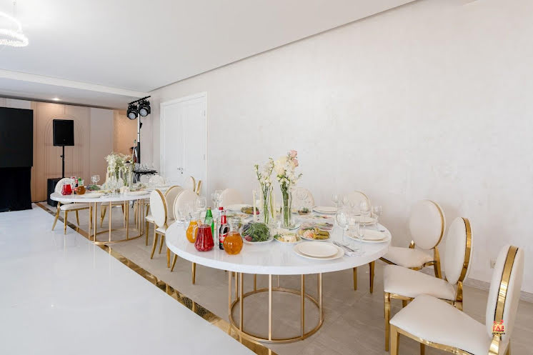 Малый зал с панорамными окнами с видом на сад в «Villa Barvikha 135» фотография №10