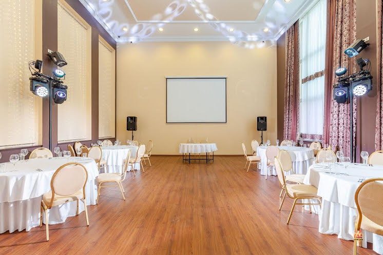 Зал «Дворянский» в «Бристоль-Жигули» фотография №4