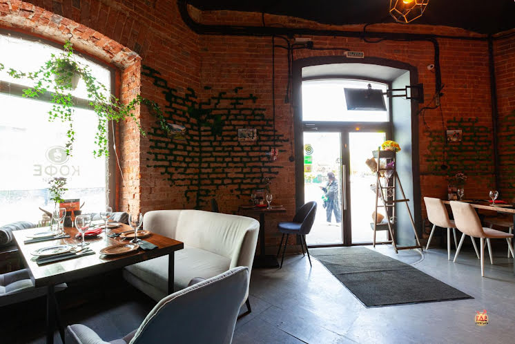 Зал ресторана в «Вах Хинкали на Холодильном» фотография №18