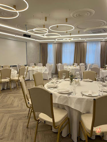 Большой зал в «Атмосфера» фотография №7