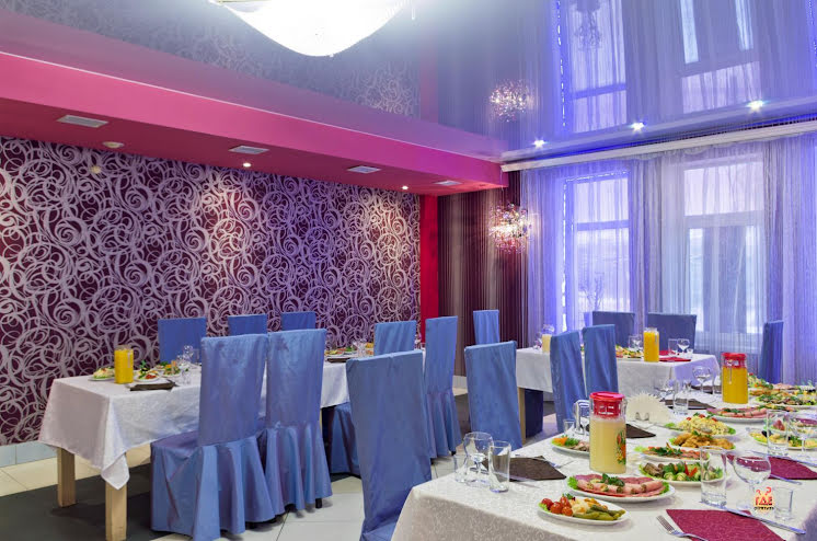 Зал на 70 человек в «Венский Дворик» фотография №14