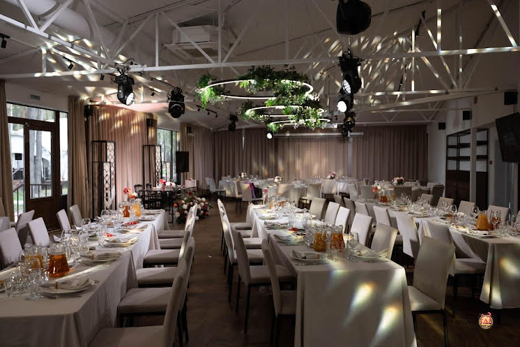 Ивент-холл в «Времена года в Зеленом городе» фотография №1