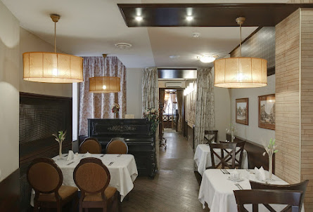 Основной зал  в Чайная комната