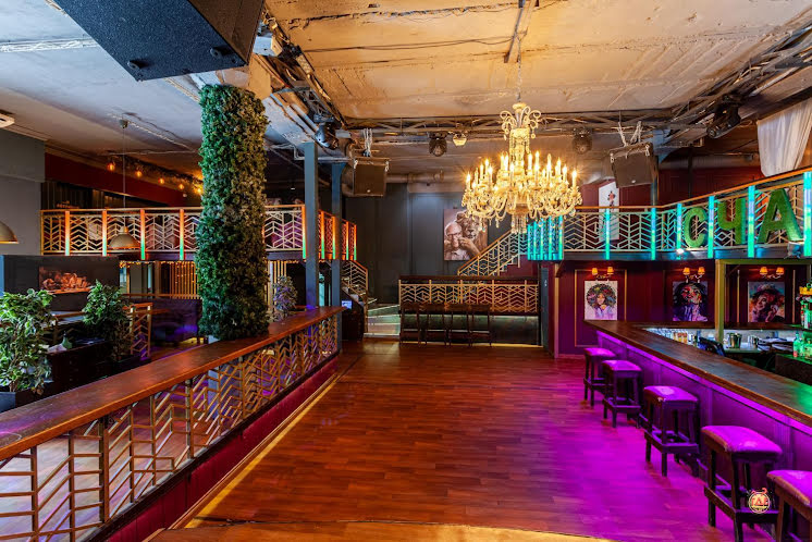 Основной зал в «Счастье» фотография №1