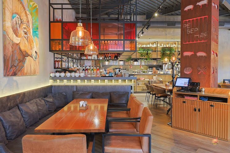 Зал "№1" в «Рёберная» фотография №1