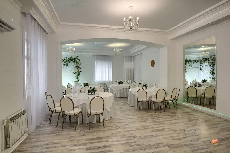 Свадьба LOVE на Салавата Юлаева фотография №14