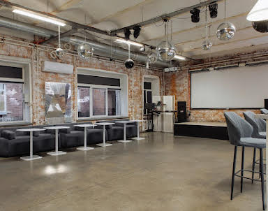 Новый год в COM.NATA на Петроградской