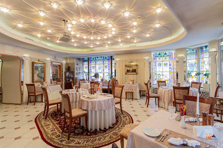 ВИТРАЖНЫЙ ЗАЛ в «1913 год» фотография №5