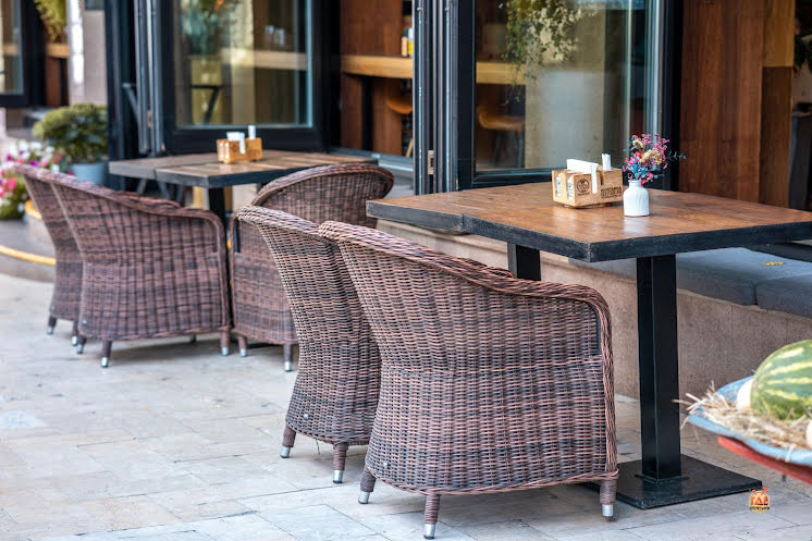 Летняя веранда в «Чайхона №1 Большая Полянка» фотография №11