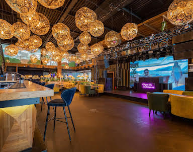  ресторан Del Mar на Туристской