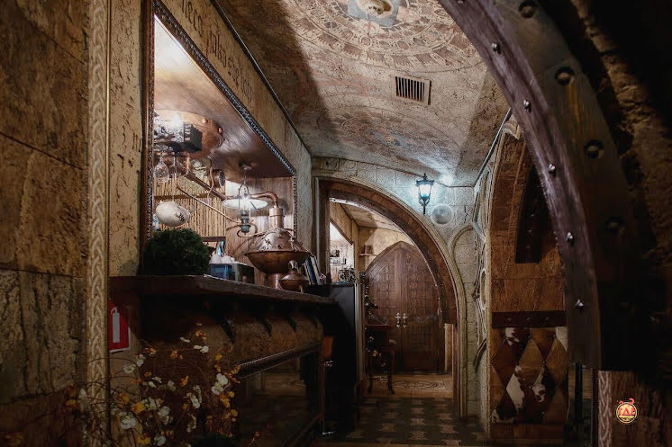 Основной зал в «ПАПАХА» фотография №11