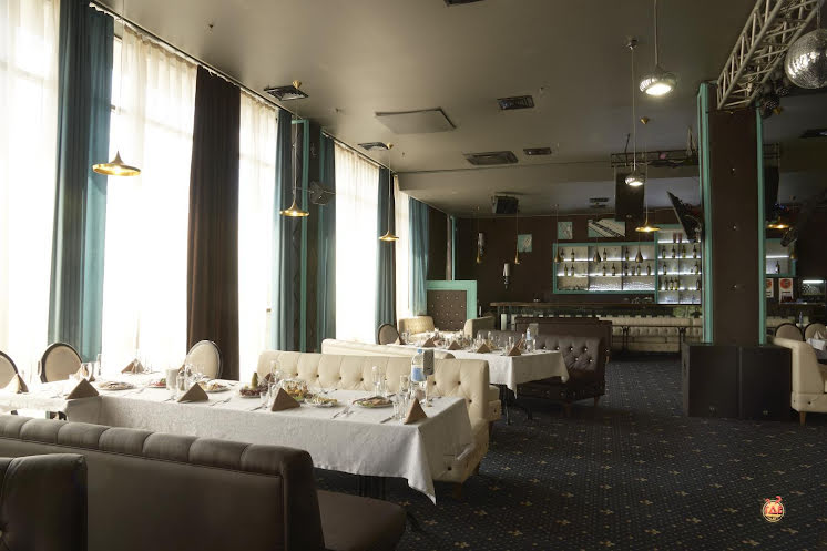 Основной зал в «Белый рояль» фотография №17