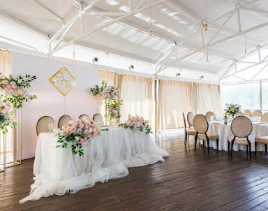  ресторан Бакинский бульвар  Аврора