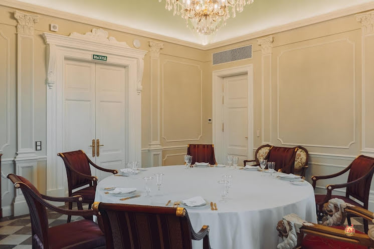 Зал "Тронный" в «Вилла Принца Ольденбургского» фотография №4