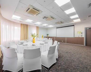  ресторан Novotel Yekaterinburg Centre