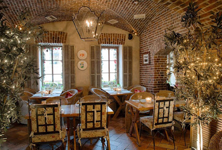 Малый зал  в Малый зал 